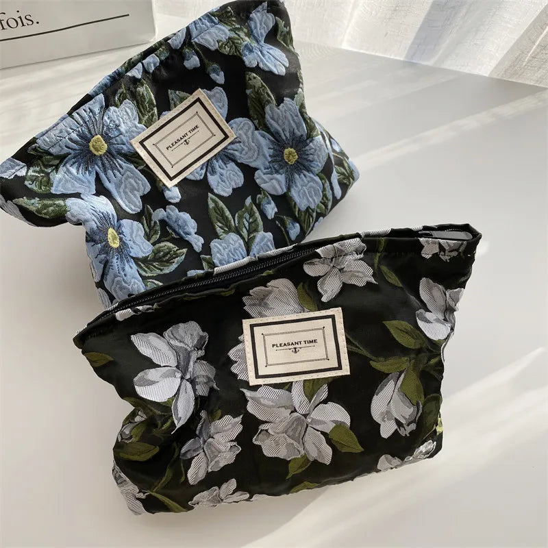 Elegant Jacquard Floral Bag