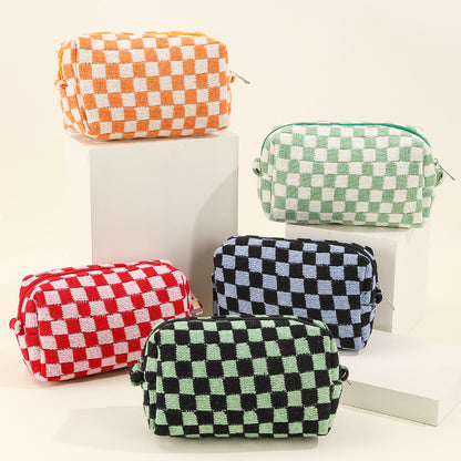 Knit Checkerboard Zipper Pouch